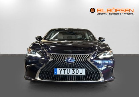 Lexus ES, 2020