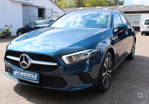 Mercedes-Benz A 250, 2022