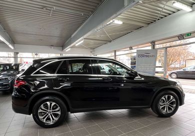 Mercedes-Benz GLC 200, 2020