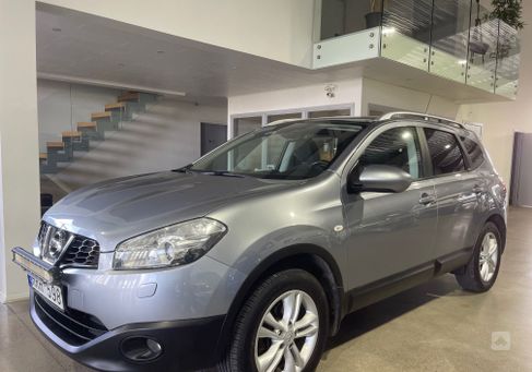 Nissan Qashqai+2, 2010