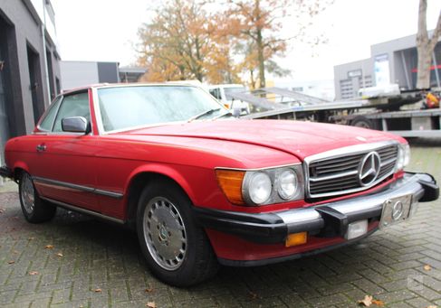 Mercedes-Benz SL 560, 1988