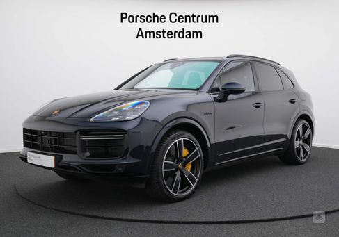 Porsche Cayenne, 2023