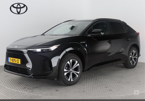 Toyota, 2023