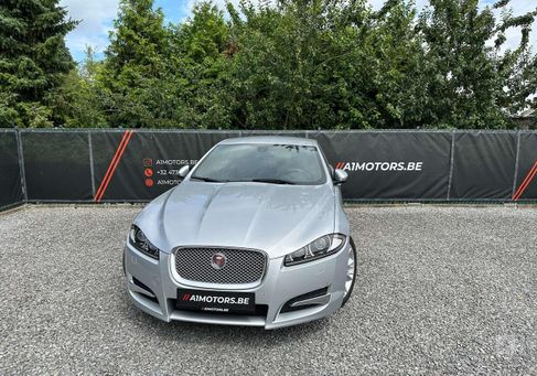 Jaguar XF, 2015