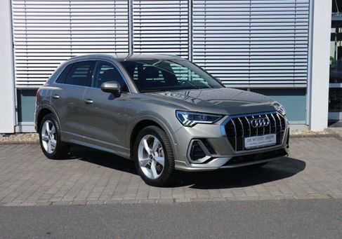 Audi Q3, 2022 2