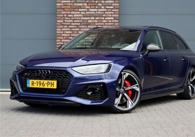 Audi RS4, 2021