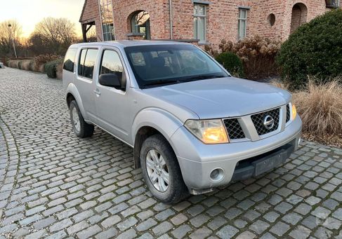 Nissan Pathfinder, 2006