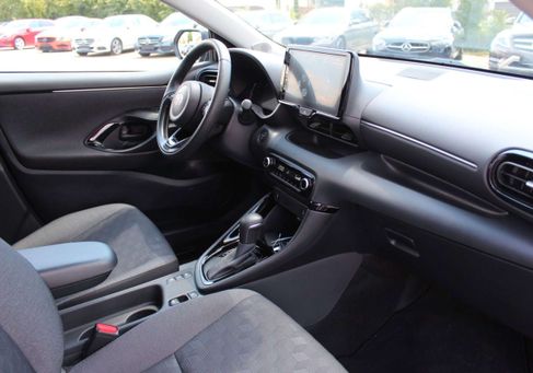 Toyota Yaris, 2024 2