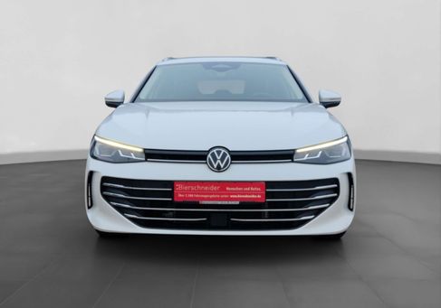 Volkswagen Passat Variant, 2025
