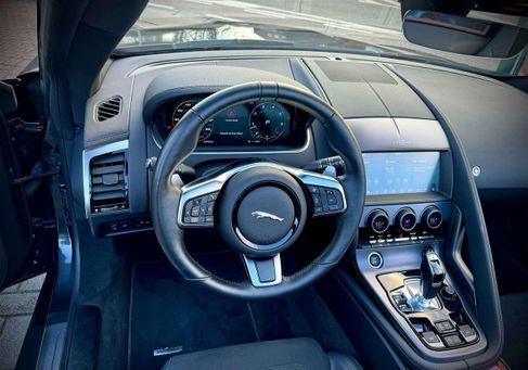 Jaguar F-Type, 2021