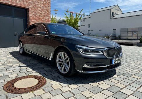 BMW 750, 2018