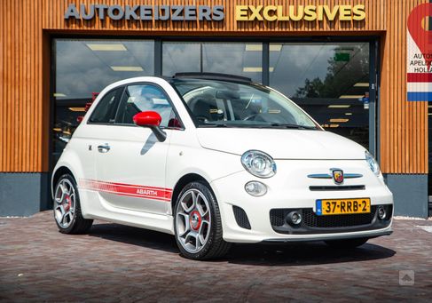 Fiat 500C, 2010