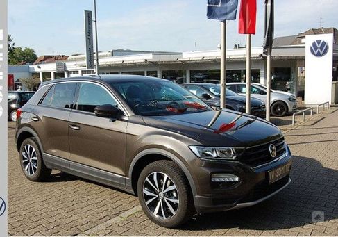 Volkswagen T-Roc, 2020