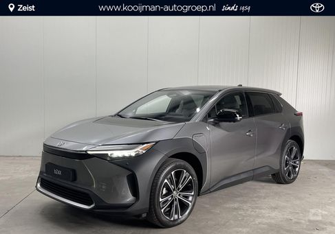 Toyota, 2024