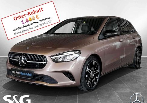 Mercedes-Benz B 180, 2023