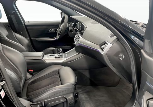 BMW 330, 2021 3