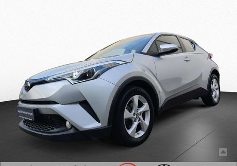 Toyota C-HR, 2017