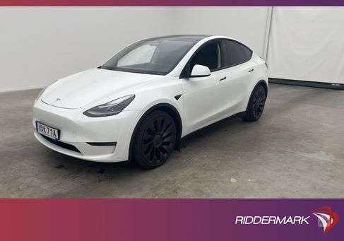 Tesla Model Y, 2022