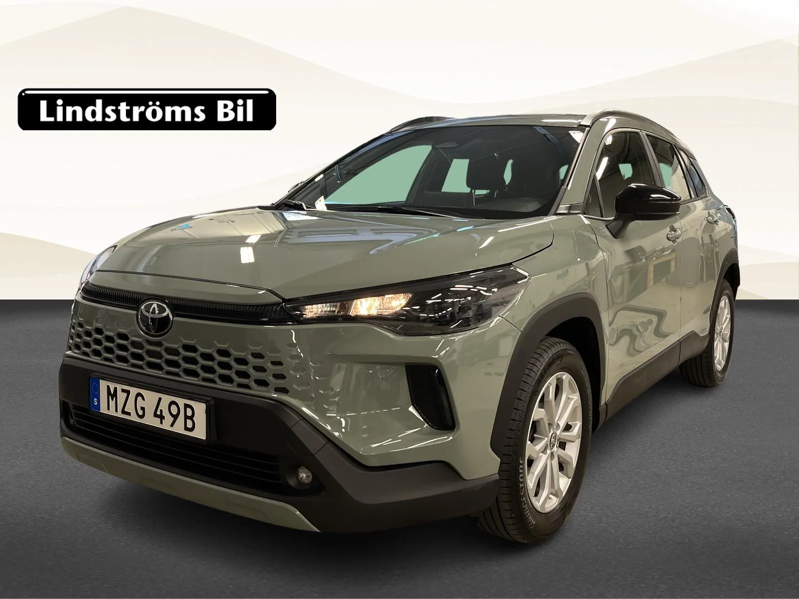 ToyotaCorollaCross,2025