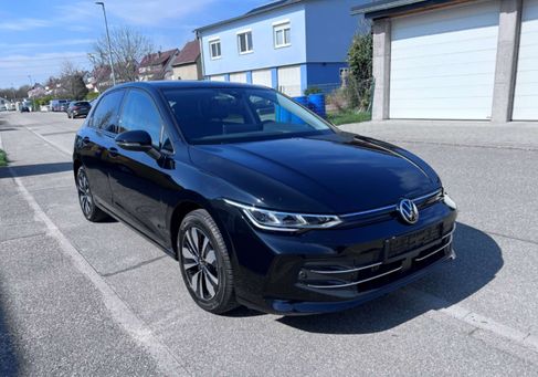 Volkswagen Golf, 2025