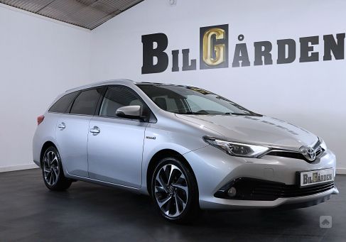 Toyota Auris Touring Sports, 2017