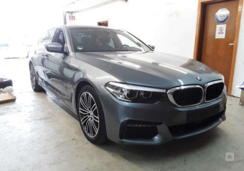 BMW 530, 2019