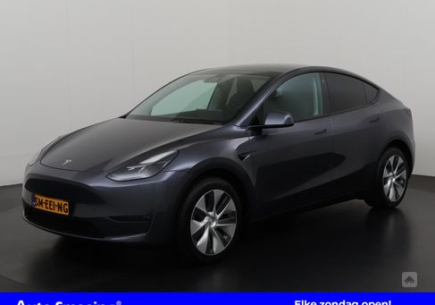 Tesla Model Y, 2022