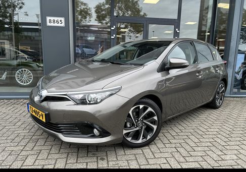 Toyota Auris, 2016