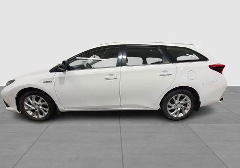 Toyota Auris Touring Sports, 2016
