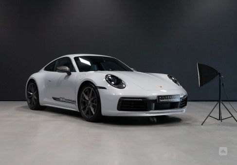 Porsche 911, 2024