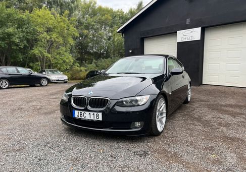 BMW 325, 2009