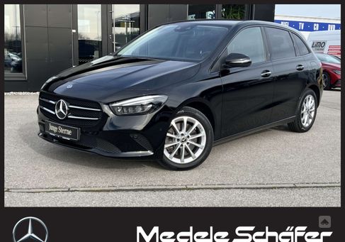 Mercedes-Benz B 250, 2022