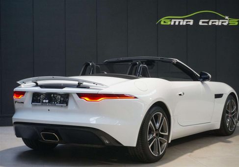 Jaguar F-Type, 2022