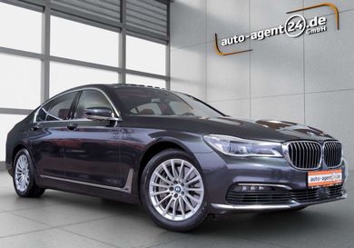 BMW 750, 2017