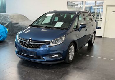 Opel Zafira Tourer, 2017