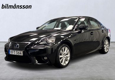 Lexus IS, 2016