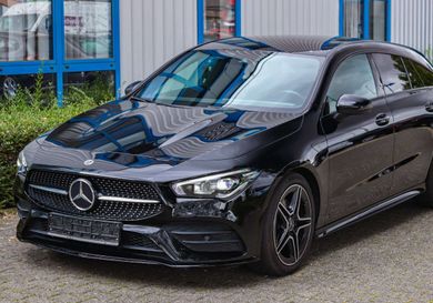 Mercedes-Benz CLA 180, 2021