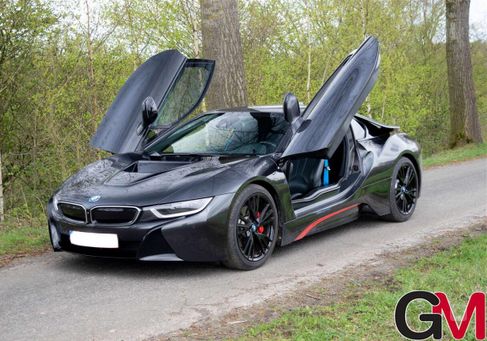 BMW i8, 2016