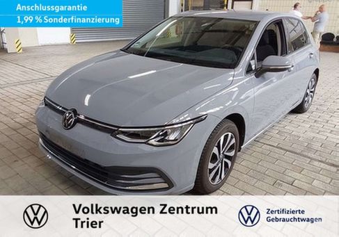 Volkswagen Golf, 2023