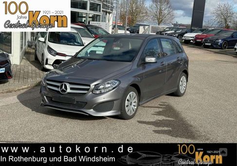 Mercedes-Benz B 180, 2017