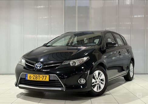 Toyota Auris, 2014