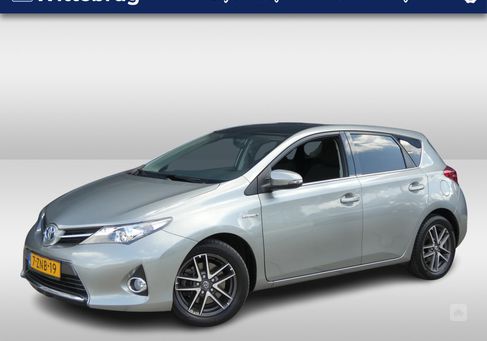 Toyota Auris, 2015