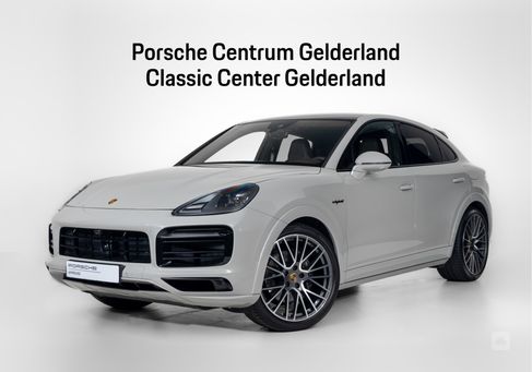 Porsche Cayenne, 2023