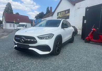 Mercedes-Benz GLA 220, 2021