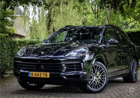 Porsche Cayenne, 2020