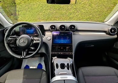 Mercedes-Benz C 200, 2023