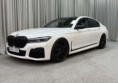 BMW 740, 2020