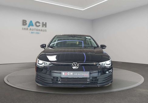 Volkswagen Golf, 2023