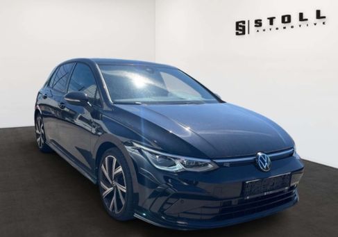 Volkswagen Golf, 2023