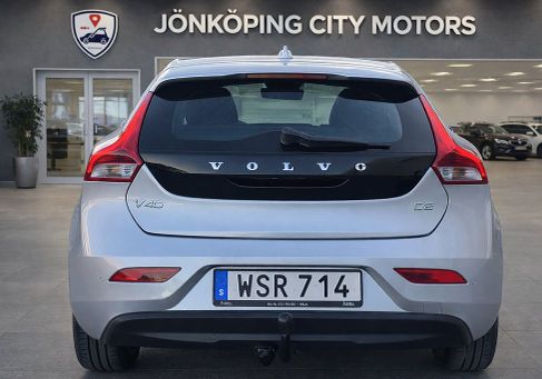 Volvo V40, 2018